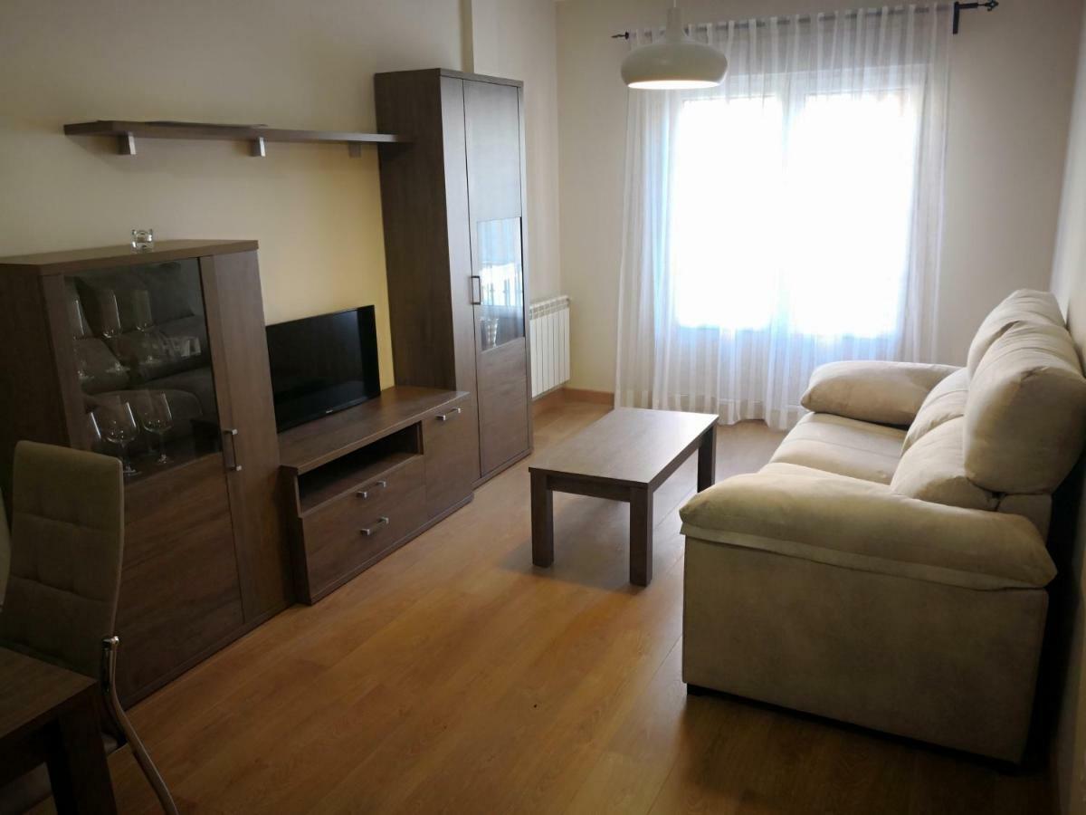 Apartamentos Torre De Gredos Arenas de San Pedro Dış mekan fotoğraf